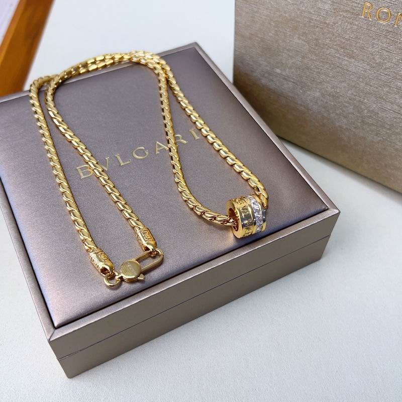 Bvlgari necklace 01yxx145